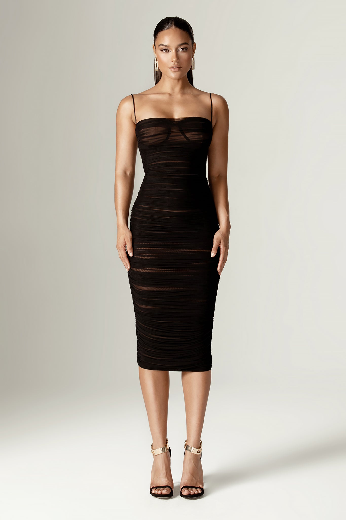 Robe midi froncée en tulle organza Justina (noir)