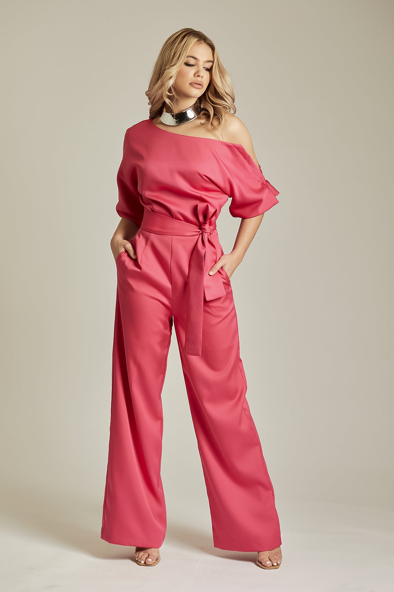Combinaison Ana épaules dénudées avec ceinture (rose)